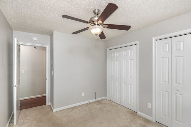 Building Photo - 3 Bedroom 2 Bathroom Home in Walden Creek