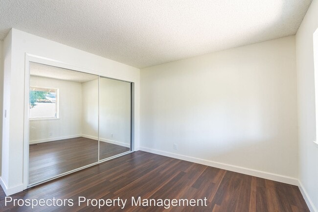 Building Photo - 4 br, 2 bath House - 2850 Paseo Robles
