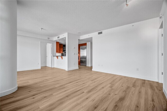 Building Photo - 3131 Michelson Dr