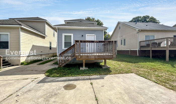 Building Photo - 679 Smith St SW