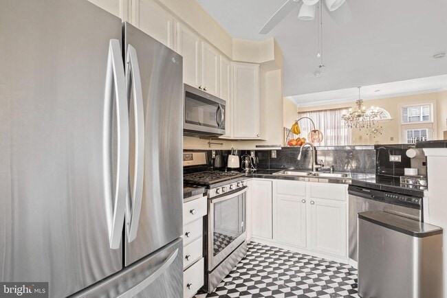 Building Photo - 47607 Woodboro Terrace