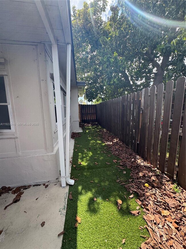 Building Photo - 6868 NW 28th St