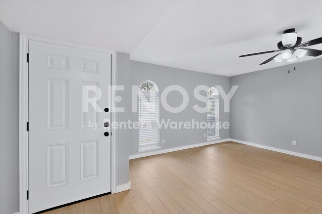 Building Photo - Carrollton GEM Ready For Move-in  ****Rent Concession - 2nd Month Free****