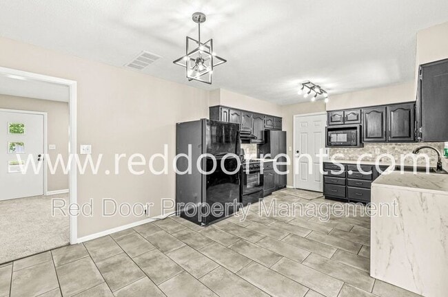Building Photo - 916 Linda Dr