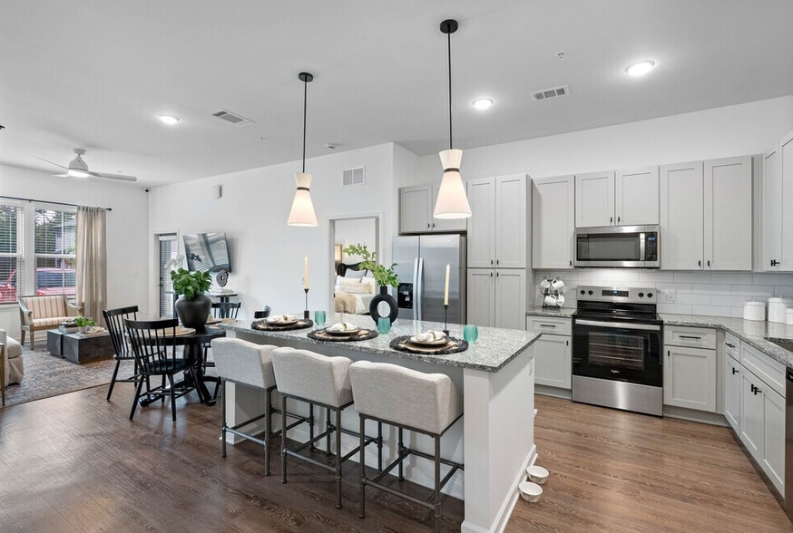 Primary Photo - Westport Lofts