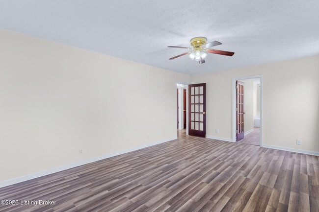 Building Photo - 5001 Middlesex Dr
