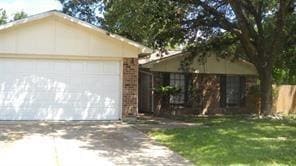 Primary Photo - 8002 Knightwood Forest Dr
