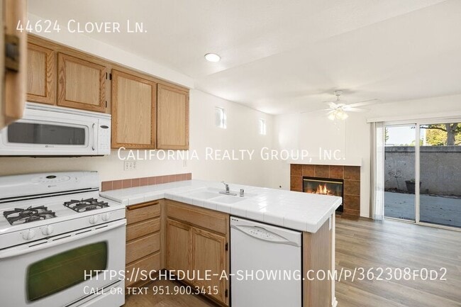 Building Photo - 44624 Clover Ln