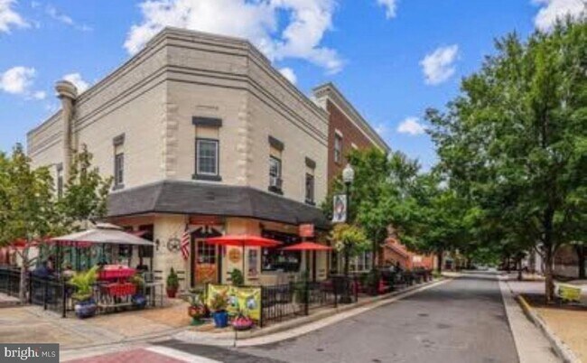 Building Photo - 9361 Barnes Lp