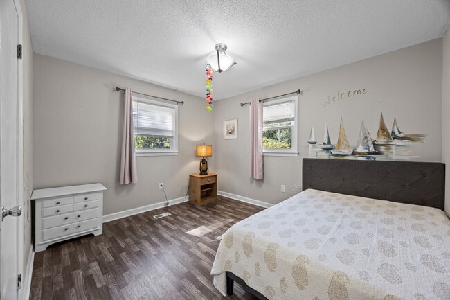 Building Photo - 10751 Ola Dr