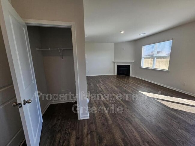 Building Photo - 4309 Remington Ave