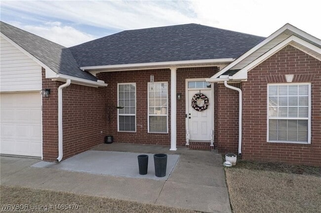 Building Photo - 400 Bordeaux Cir