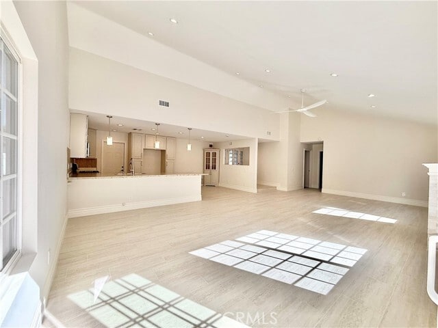 Building Photo - 26036 Camino Adelanto