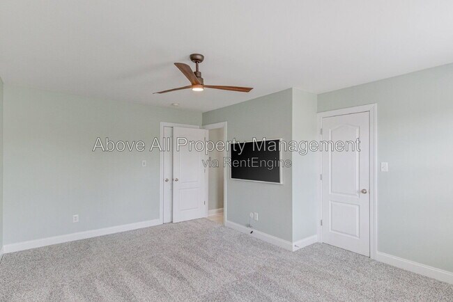 Building Photo - 2041 Jadewood Dr