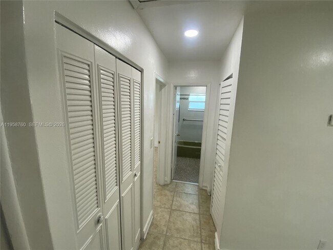 Building Photo - 25423 SW 107th Ct