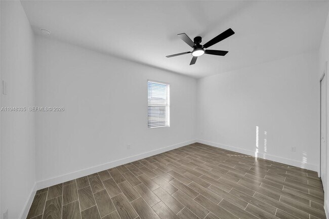 Building Photo - 328 Gordon Ave S