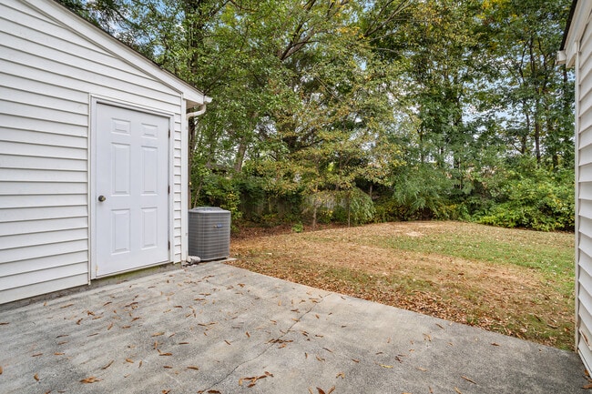 Building Photo - 148 Callan Park Ln