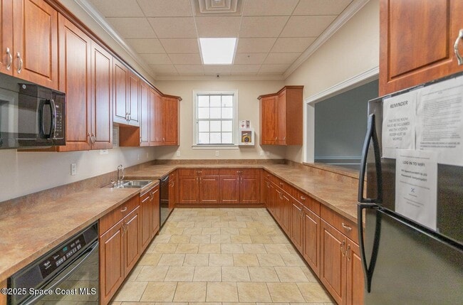 Building Photo - 560 Remington Green Dr SE