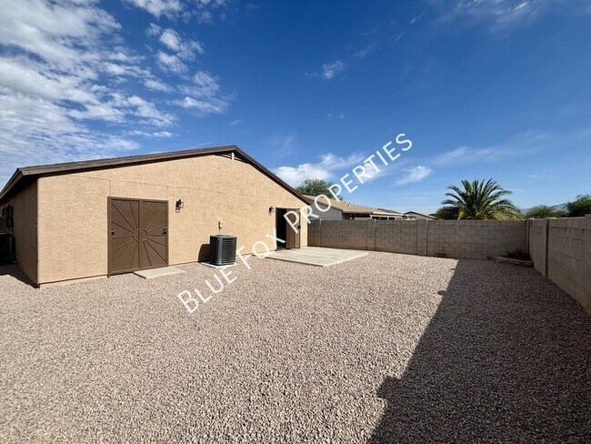 Building Photo - 5369 S Waterloo Ln