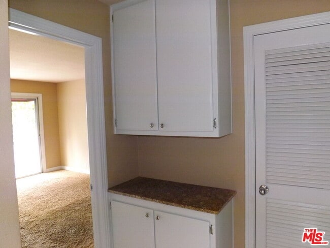 Building Photo - 26953 Jasper