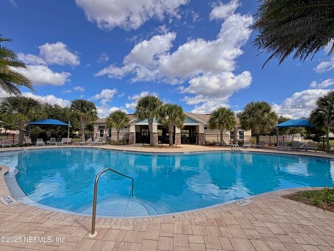 Building Photo - 14462 Serenoa Dr