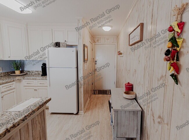 Building Photo - 4315 S Ocean Blvd