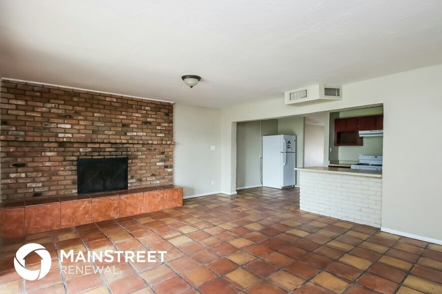 Building Photo - 3733 W Cypress St