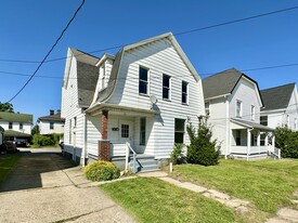 Building Photo - 413 Bartram Ave