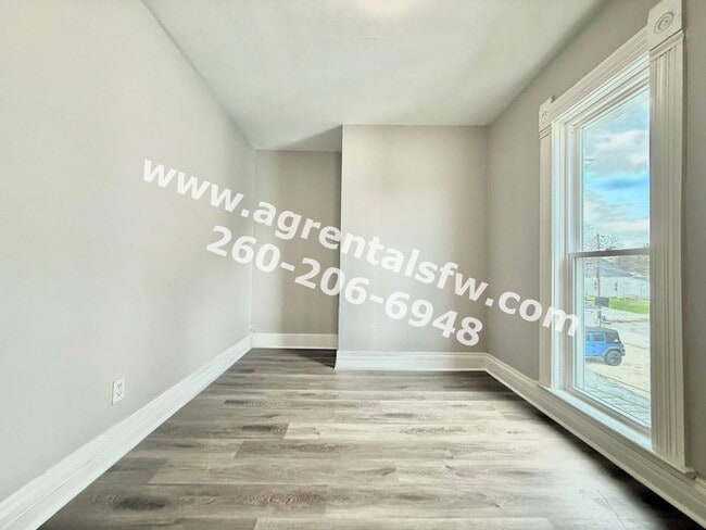 Building Photo - 615 S Jefferson St