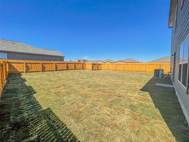 Building Photo - 204 Sunnymeade Ln