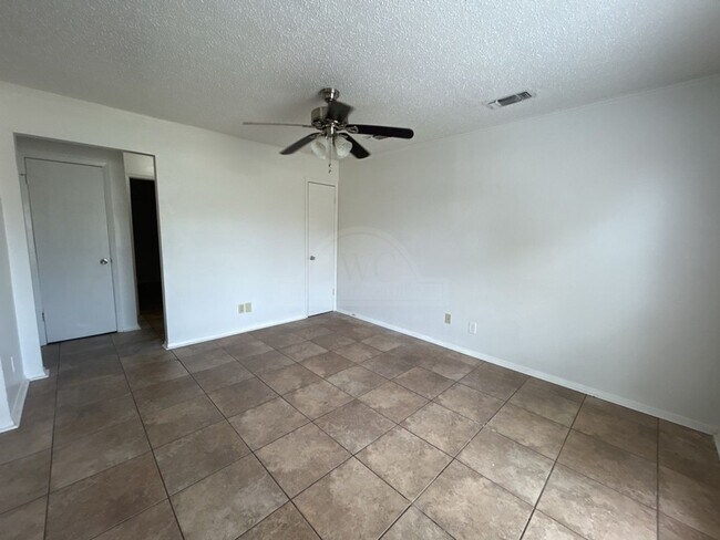 Building Photo - 2106 N W S Young Dr