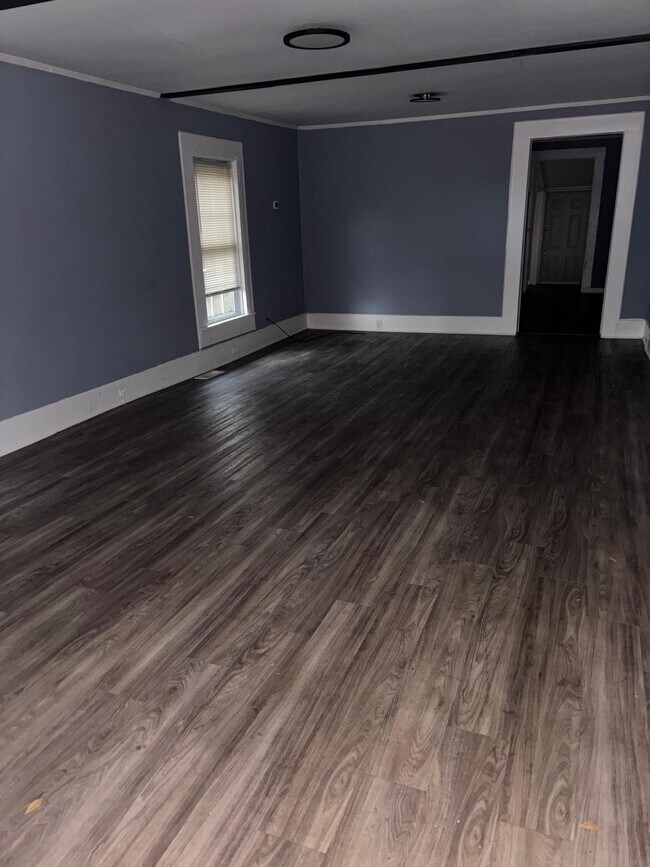 Building Photo - 4322 Mikado Ave