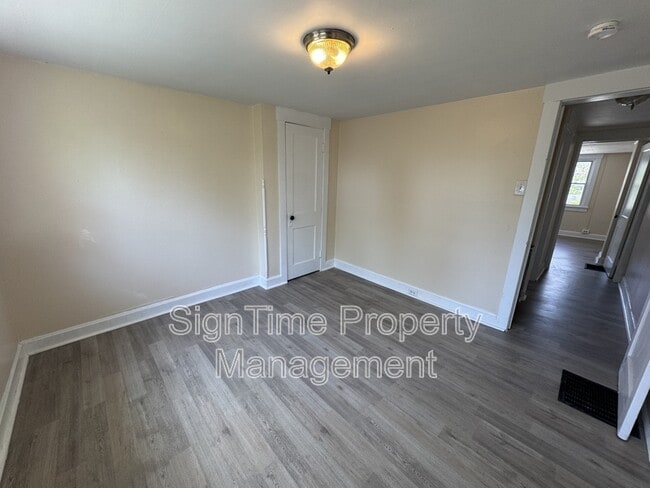 Building Photo - 235 East Ave