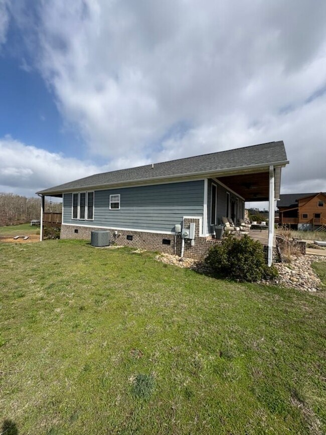 Building Photo - 1150 Sanctuary Shrs Wy