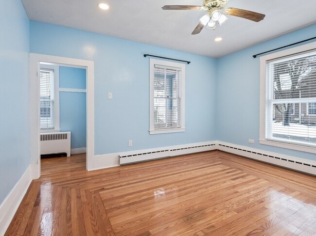 Building Photo - 16 Hampden Ave