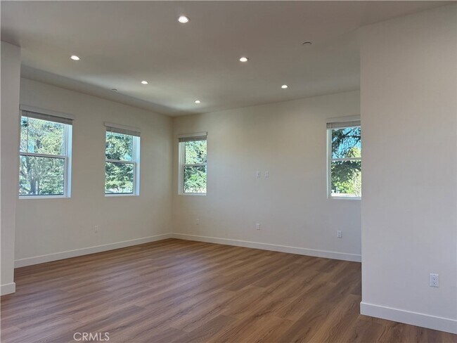 Building Photo - 4121 Lafayette Pl