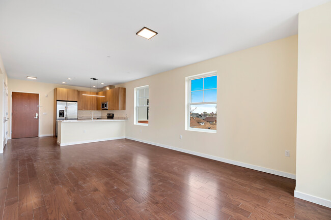 Building Photo - 209 Oakdene Pl