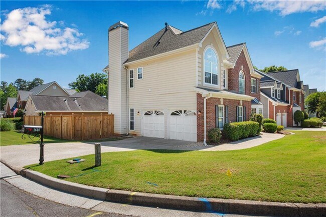 Building Photo - 1610 Elgaen Pl Dr
