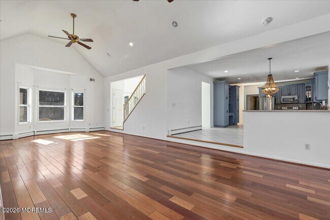 Building Photo - 257 Ford Rd