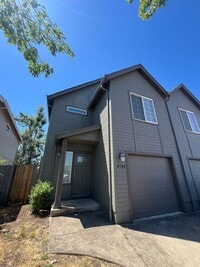 Building Photo - 3 Bedroom 2 Bath Duplex in Springfield on a cul-de-sac