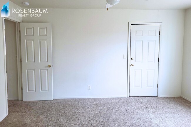 Building Photo - 7060 E Burro Ln