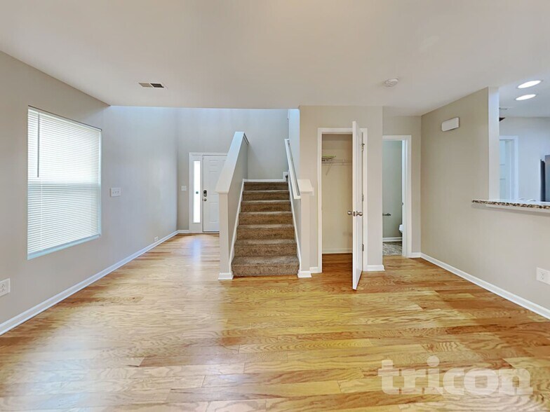 Building Photo - 931 Rook Rd