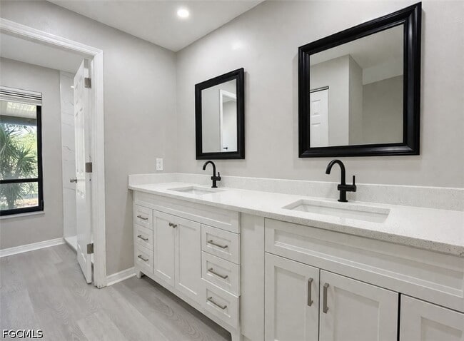 Building Photo - 7377 Constitution Cir