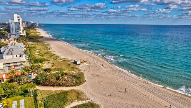 Building Photo - 333 NE 21st Ave