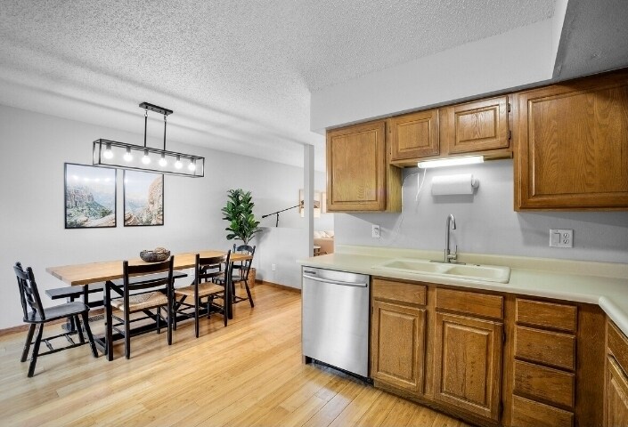Building Photo - 1207 Cambria Ct