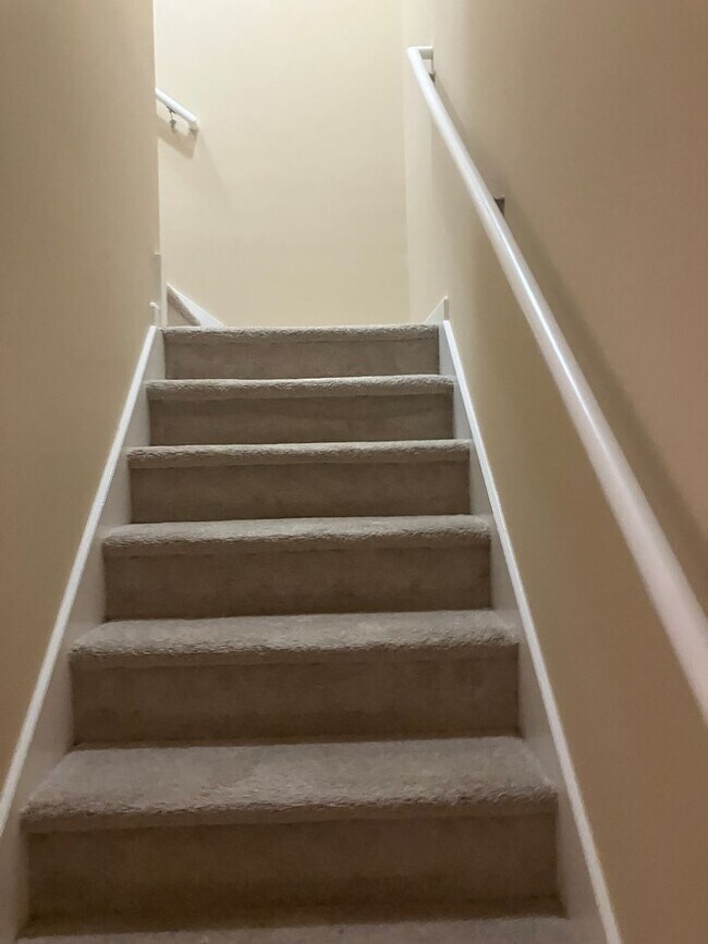 Building Photo - 3BR / 2.5 BA  At Bluffton Park