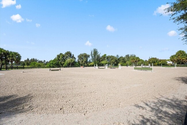 Building Photo - 4751 S Rd