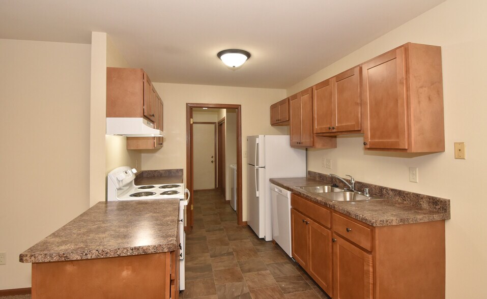 Building Photo - 5946 Joanne Dr