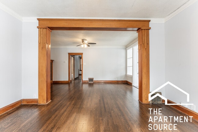 Building Photo - 3602 W Grace St