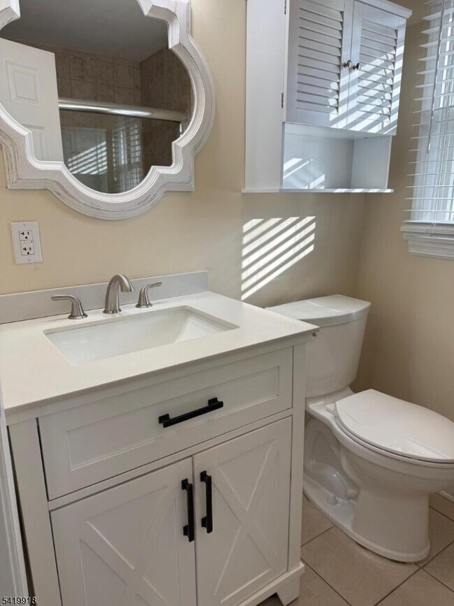 Building Photo - 12 Bellot Rd